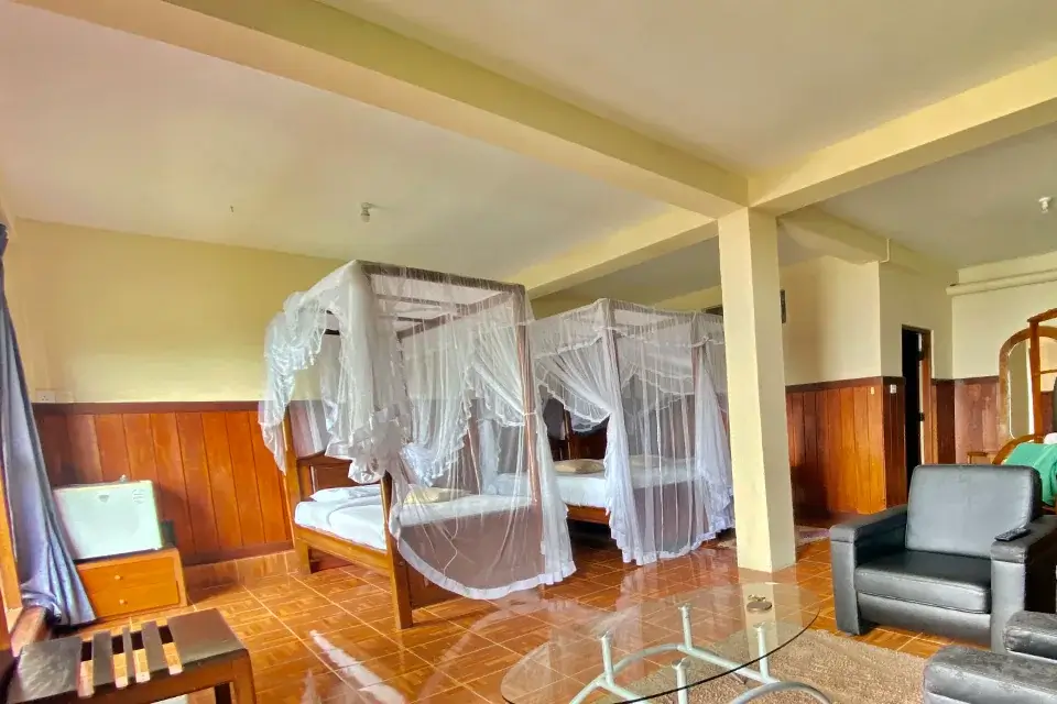 Superior Garden Room