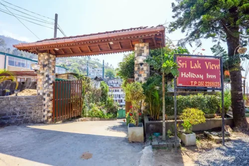 SriLak View Holiday Inn