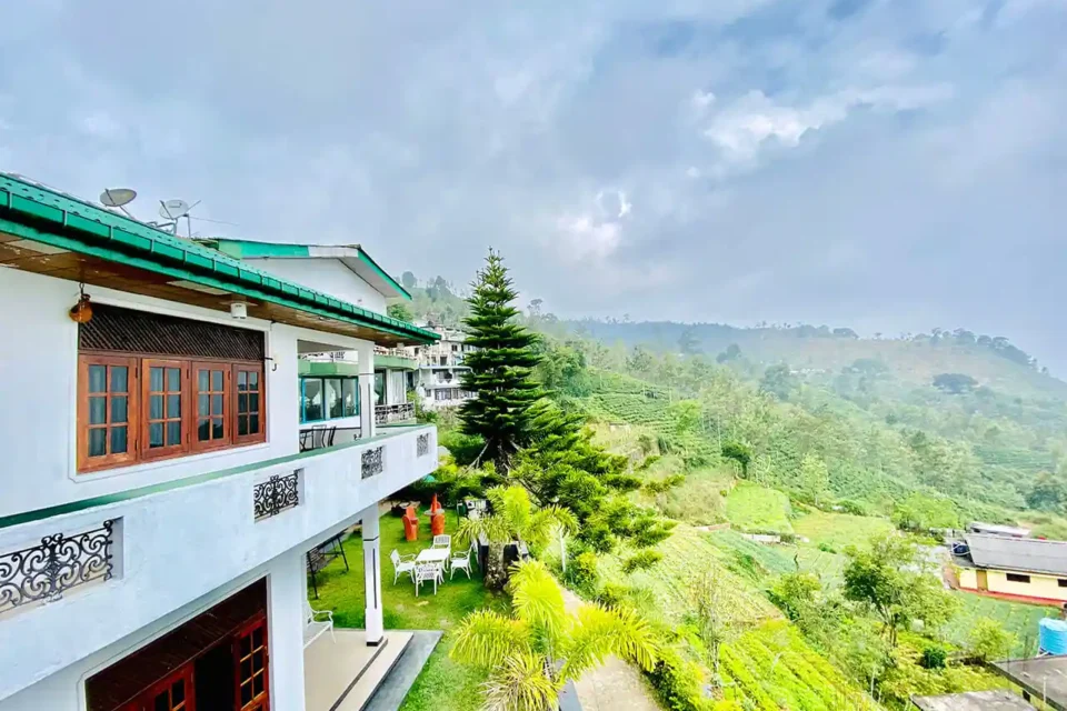 SriLak View Holiday Inn