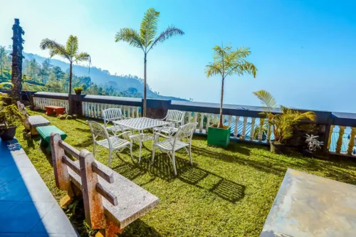 SriLak View Holiday Inn